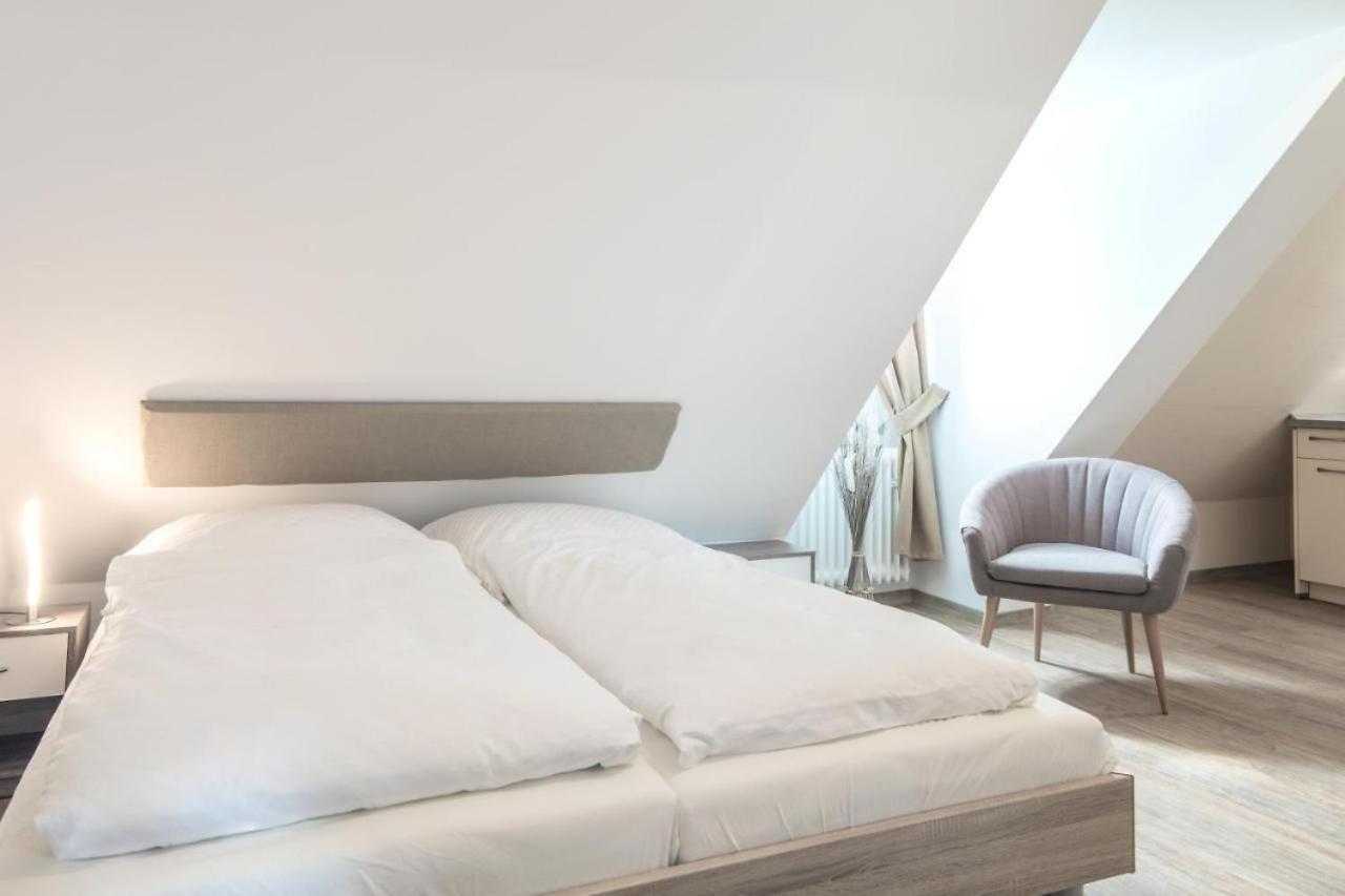 Gutshotel Weingut Schloss Reinhartshausen Eltville am Rhein Bagian luar foto