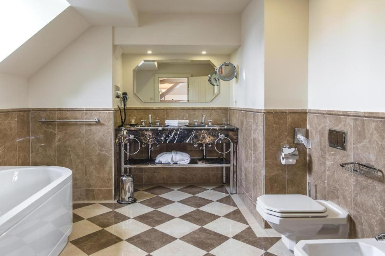 Gutshotel Weingut Schloss Reinhartshausen Eltville am Rhein Bagian luar foto